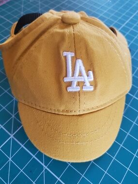 Dog Yellow LA Baseball Cap